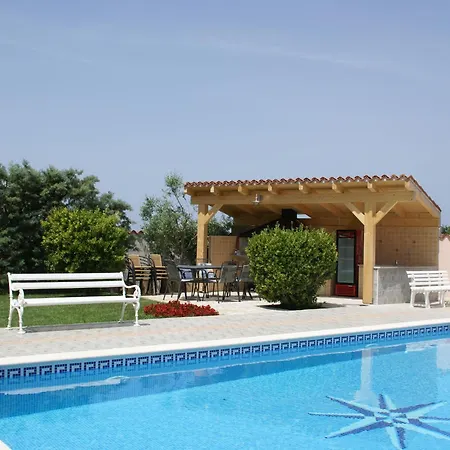 Apartment Charming In Near Sea