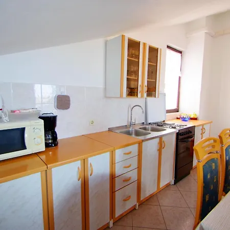 Apartment Charming In Near Sea