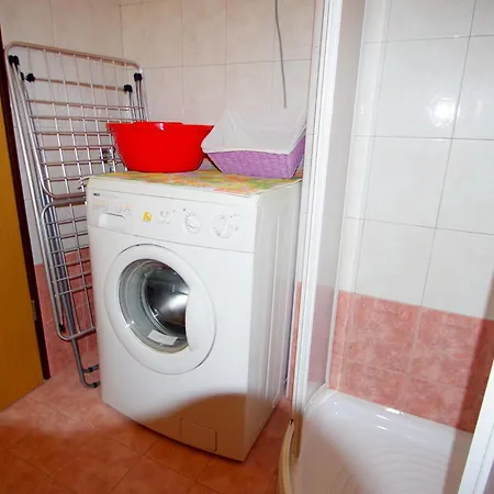 Charming In Near Sea Apartment *