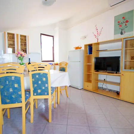 Apartment Charming In Near Sea *