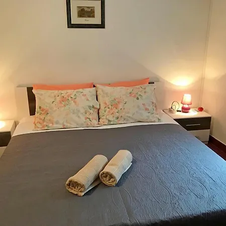 Apartment Charming In Near Sea